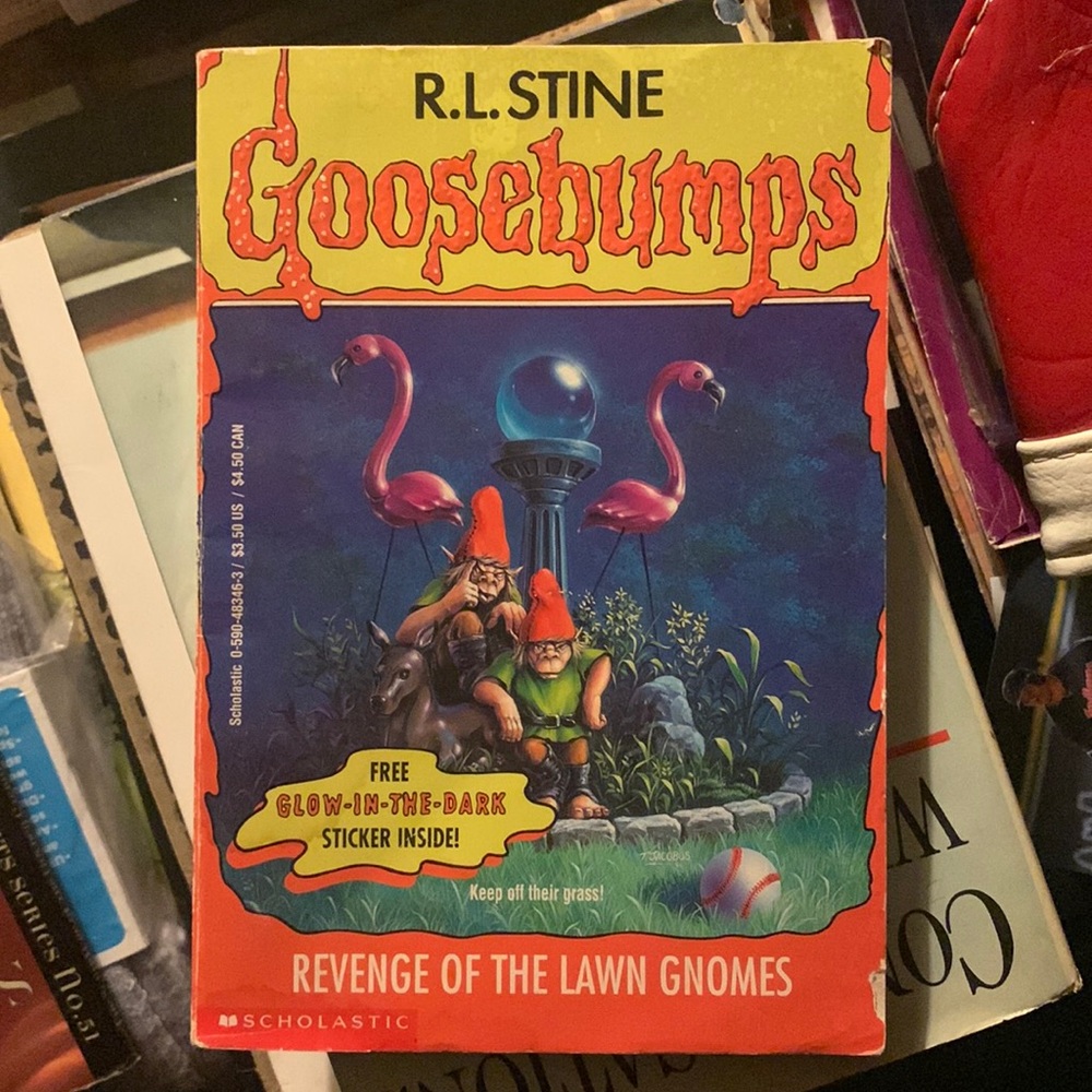 1995 GOOSEBUMPS* REVENGE OF THE LAWN GNOMES by R. L. Stine Book